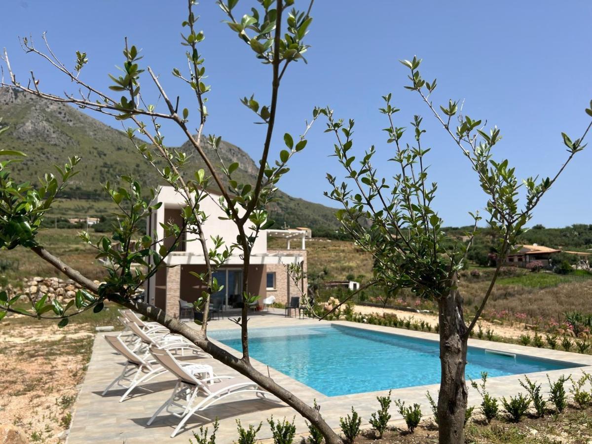 Villa MiRò, stupenda villa con piscina privata Castellammare del Golfo Exterior foto